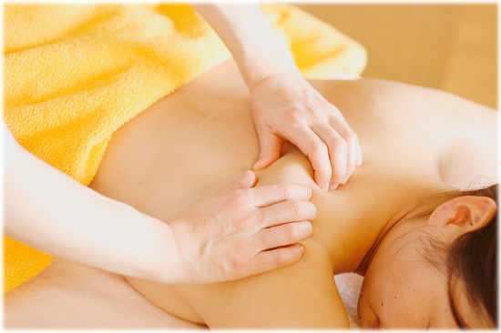 アロマボディ　セラピー　写真　