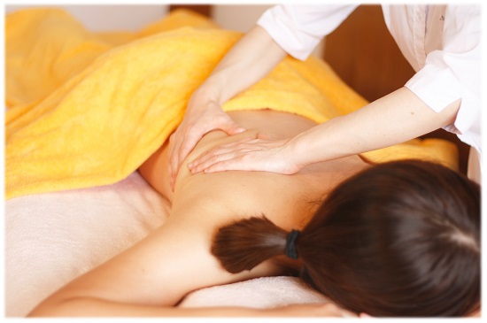 もみほぐし　セラピー　写真　