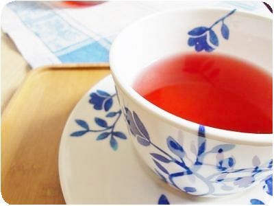 ハーブティー　カップ　写真